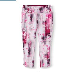 💜Avía Printed Performance Capri Studio Leggings